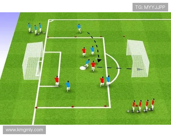赛后分析:北京足球队与上海足球队在耐力对抗中的表现与启示 赛后分析:北京足球队与上海足球队在耐力对抗中的表现与启示