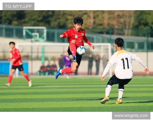 带曼的足球明星们如何在绿茵场上书写传奇人生与辉煌成就